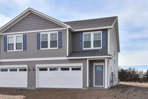39730 Fallbrook Ave, North Branch, MN 55056