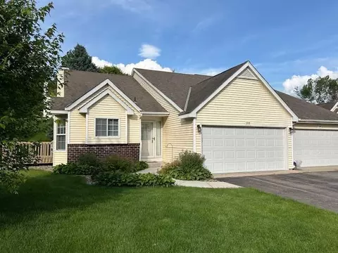 12818 Eastview Curv, Apple Valley, MN 55124