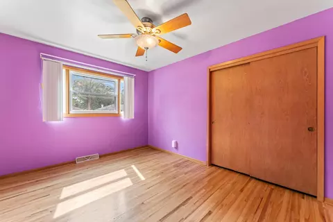 Bedroom - 2100 10th St SW, Austin, MN 55912 photo 6 of 8