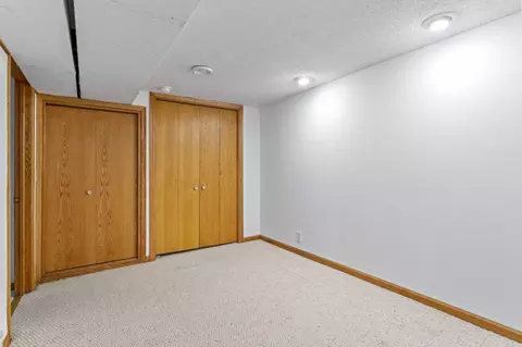 Bedroom - 2100 10th St SW, Austin, MN 55912 photo 8 of 8