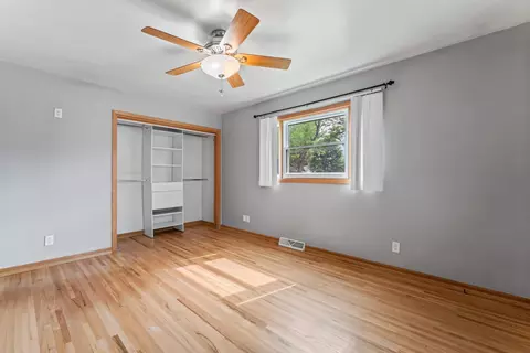 Bedroom - 2100 10th St SW, Austin, MN 55912 photo 1 of 8