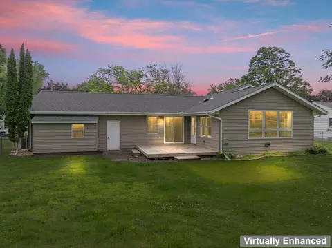 Exterior - 2100 10th St SW, Austin, MN 55912 photo 6 of 9