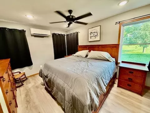 Bedroom - 602 E Newburg Ave, Mabel, MN 55954 photo 1 of 2