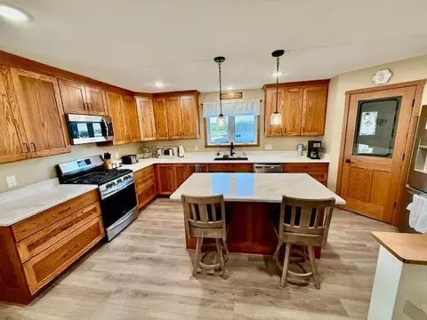 Kitchen - 602 E Newburg Ave, Mabel, MN 55954 photo 1 of 2