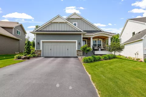 782 Summerbrooke Ct, Eagan, MN 55123