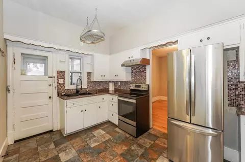 Kitchen - 2543 10th Ave S, Minneapolis, MN 55404 photo 1 of 2