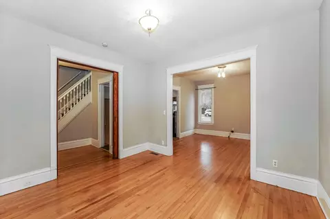 Living - 2543 10th Ave S, Minneapolis, MN 55404 photo 2 of 4