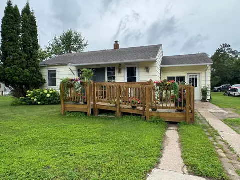889 Main Ave N, Bagley, MN 56621