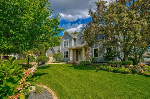 7891 Bristol Rd, Woodbury, MN 55125