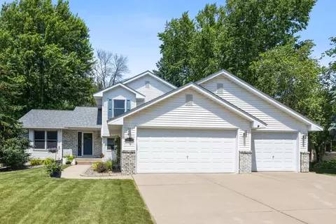 13950 56th St N, Oak Park Heights, MN 55082