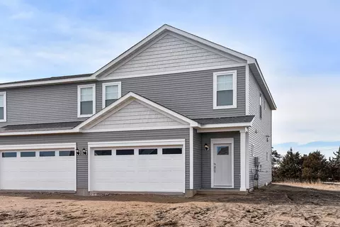 39746 Fallbrook Ave, North Branch, MN 55056