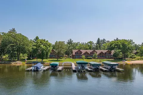 24945 Viking Dr, Nisswa, MN 56468