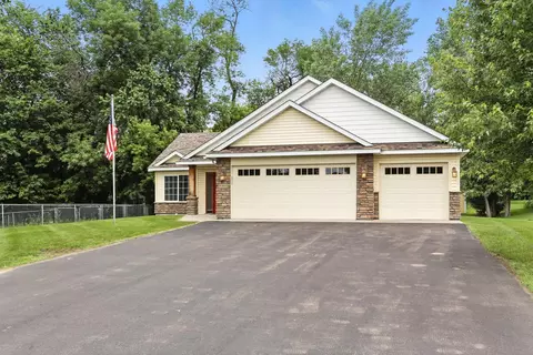 1001 Bellaire Blvd NW, Isanti, MN 55040