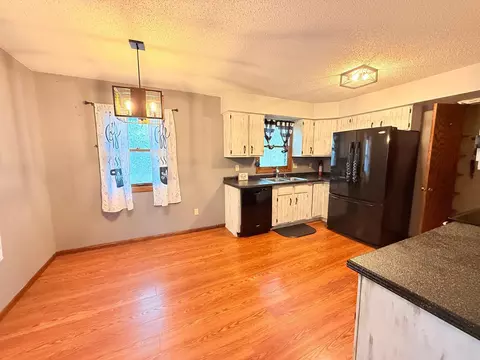 116 N 8th St, Montevideo, MN 56265 photo 9