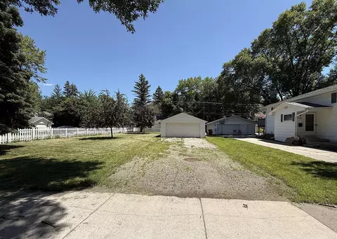116 N 8th St, Montevideo, MN 56265 photo 4