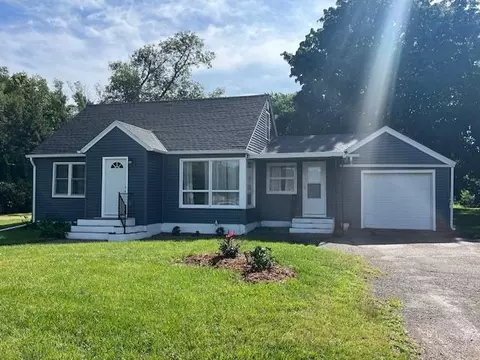1017 Sibley Ave S, Litchfield, MN 55355