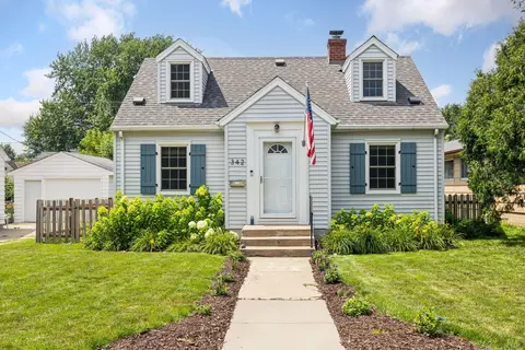 342 9th Ave N, Hopkins, MN 55343