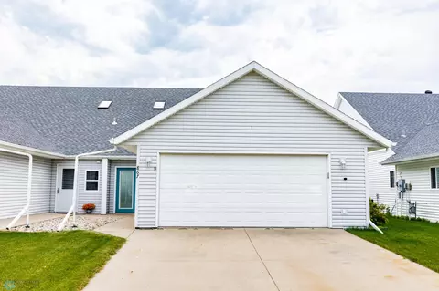 867 12 12 Ave W, West Fargo, ND 58078