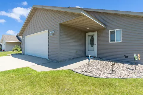 114 8th St S, Hoffman, MN 56339 photo 4