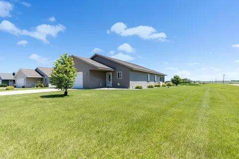 114 8th St S, Hoffman, MN 56339 photo 3