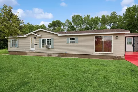5070 10th St NW, Maple Lake, MN 55358