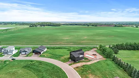 9942 14th Cir NE, Saint Michael, MN 55376