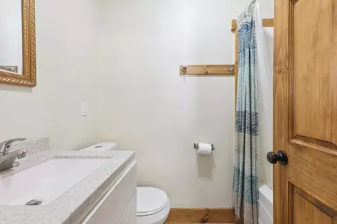 Bath - 219 N 10th St, Brainerd, MN 56401 photo 1 of 2