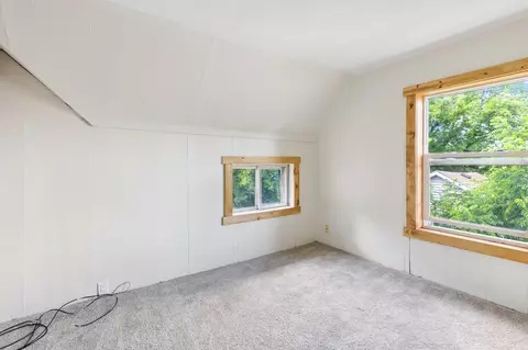 Bedroom - 219 N 10th St, Brainerd, MN 56401 photo 3 of 3