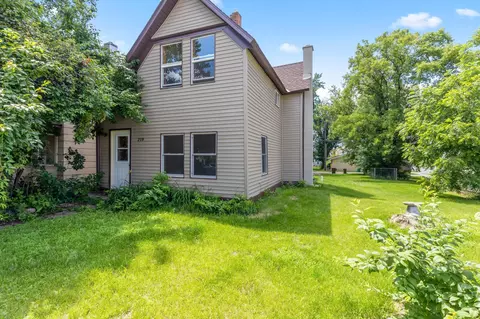 219 N 10th St, Brainerd, MN 56401