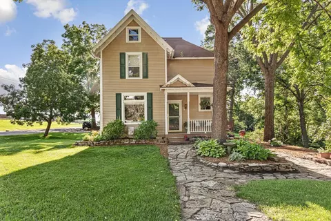 128 5th Ave SW, Faribault, MN 55021 photo 3