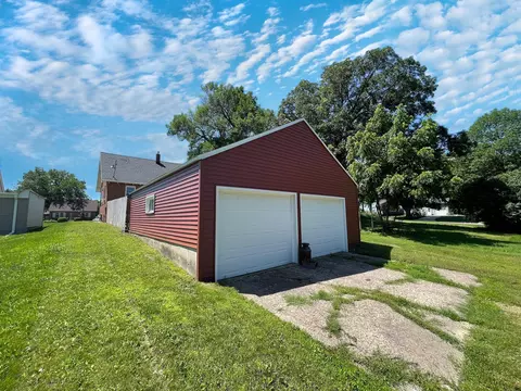 720 W Central St, Springfield, MN 56087 photo 40