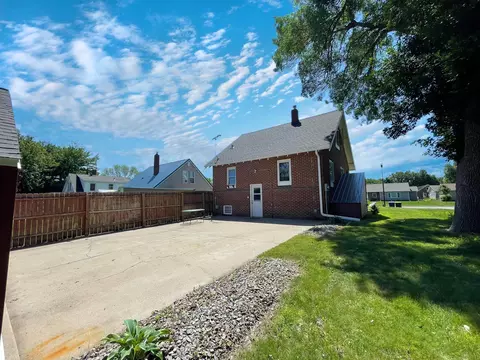 720 W Central St, Springfield, MN 56087 photo 3