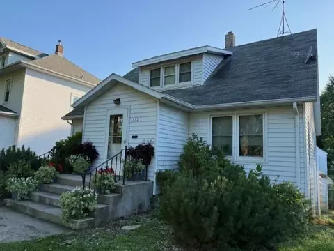 1332 2nd Ave, Windom, MN 56101