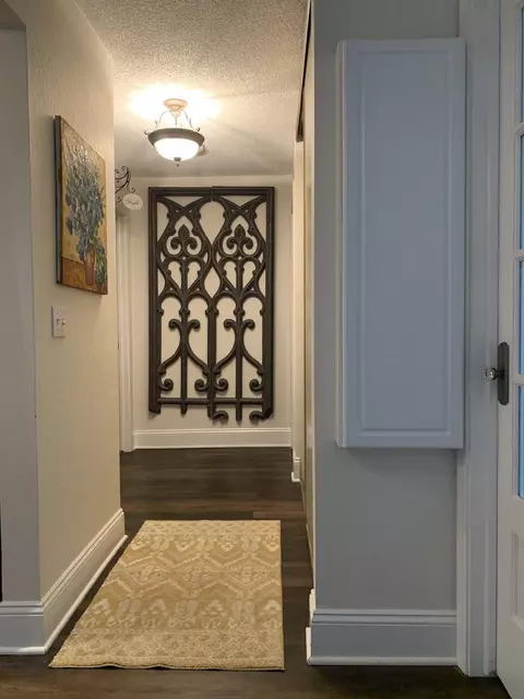 Entry Way - 3420 Golfview Dr #114, Eagan, MN 55123 photo 1 of 4
