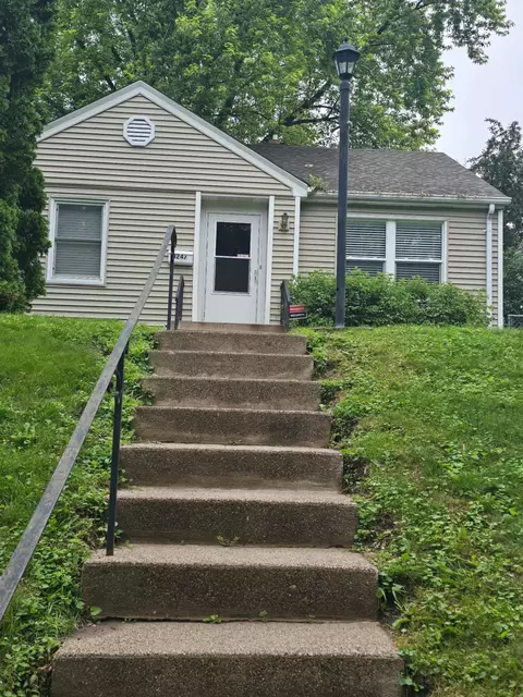 3247 Mckinley St NE, Minneapolis, MN 55418