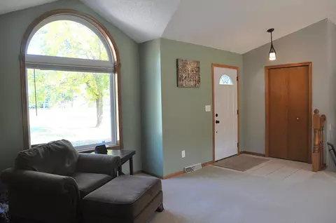 2011 49th St SE, Saint Cloud, MN 56304 photo 12