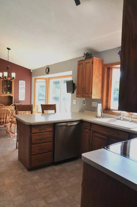 2011 49th St SE, Saint Cloud, MN 56304 photo 5