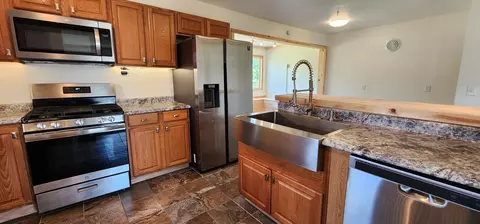 Kitchen - 1402 3rd St NE, Staples, MN 56479 photo 5 of 5
