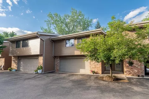 14218 Chestnut Dr, Eden Prairie, MN 55347