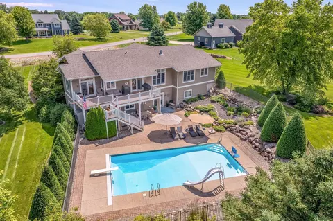46360 Cape Trl, Cleveland, MN 56017