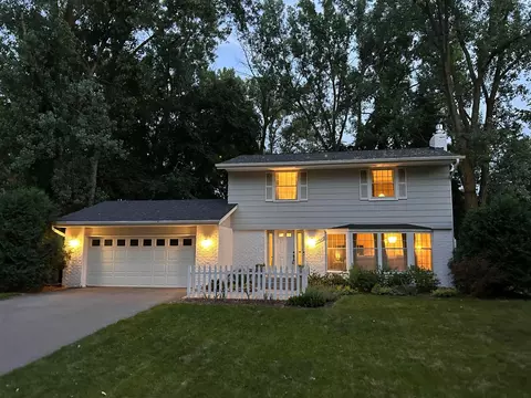 17915 18th Cir N, Plymouth, MN 55447