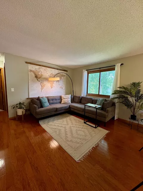 Living - 7197 Brian Dr, Centerville, MN 55038 photo 2 of 3