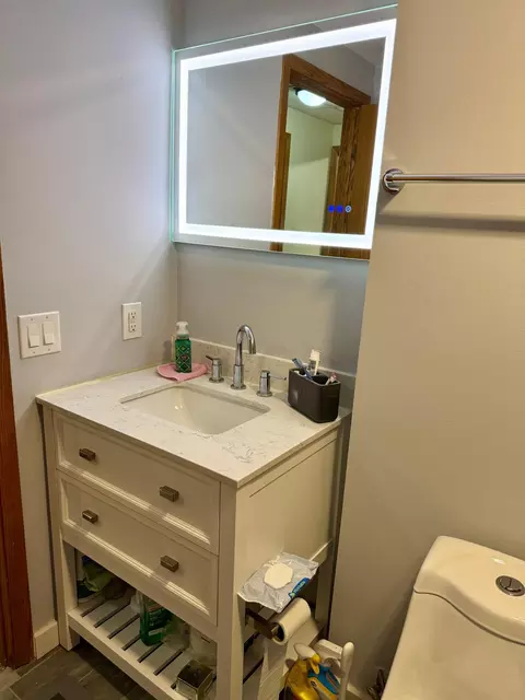 Bath - 7197 Brian Dr, Centerville, MN 55038 photo 4 of 4