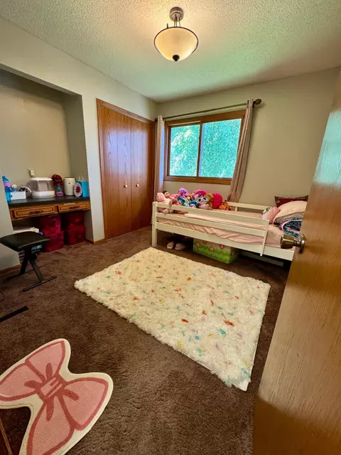 Bedroom - 7197 Brian Dr, Centerville, MN 55038 photo 2 of 3