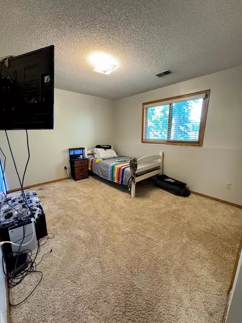 Bedroom - 7197 Brian Dr, Centerville, MN 55038 photo 3 of 3