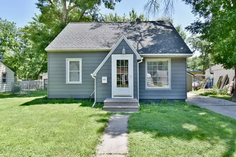 565 Clark St NE, Hutchinson, MN 55350