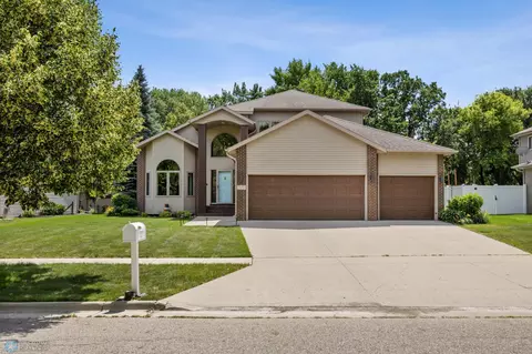 525 20 12 Ave E, West Fargo, ND 58078