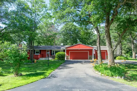4940 Oak St, Baxter, MN 56425