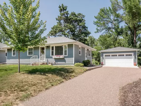 1663 Lois Dr, Shoreview, MN 55126