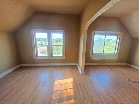 Bedroom - 2001 Shilhon Rd, Duluth, MN 55804 photo 1 of 2